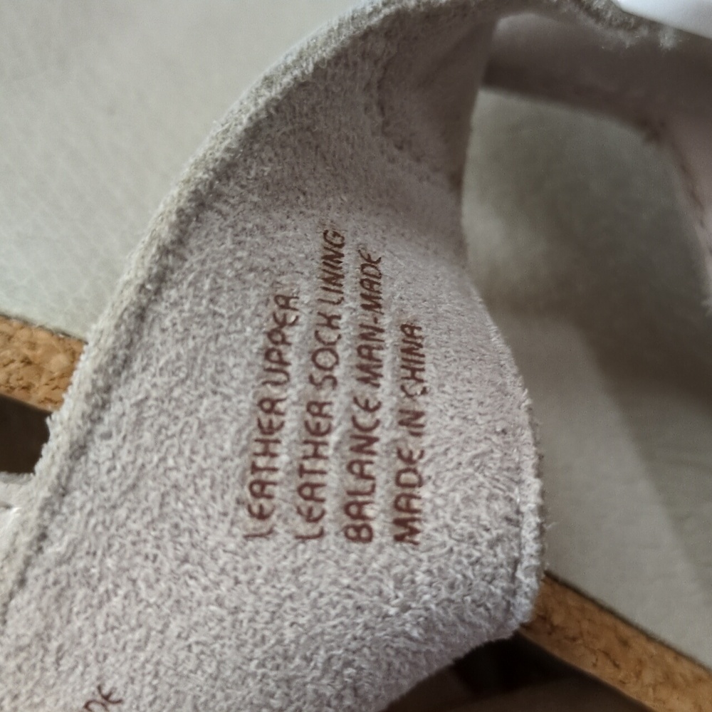 Earth Linden Laguna White Leather Sandals Size 11W - Picture 10 of 11